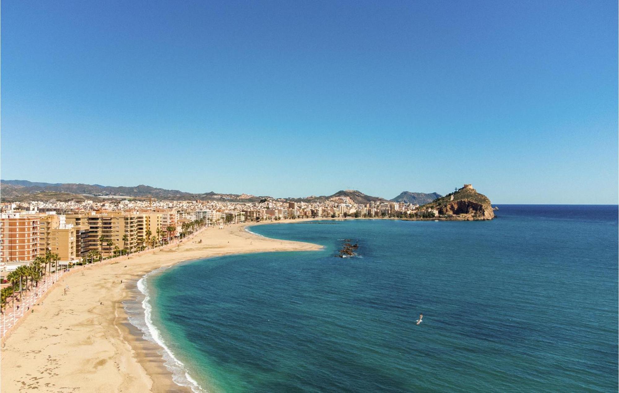 Cozy Apartment In Aguilas With Kitchen ภายนอก รูปภาพ